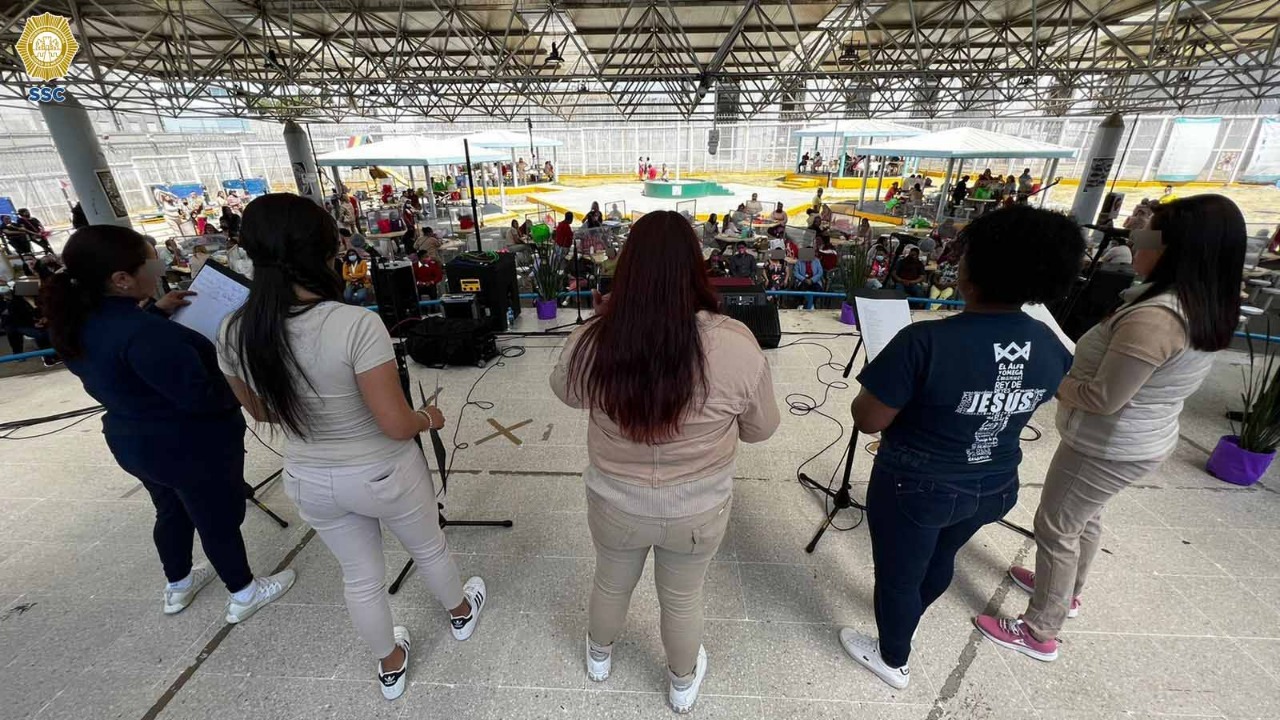 1646875878454_EN LOS CENTROS PENITENCIARIOS DE LA CIUDAD DE MÉXICO SE CONMEMORÓ EL DÍA INTERNACIONAL DE LA MUJER CON ACTIVIDADES CULTURALES Y DE SENSIBILIZACIÓN EN MATERIA DE GÉNERO  (4).jpeg