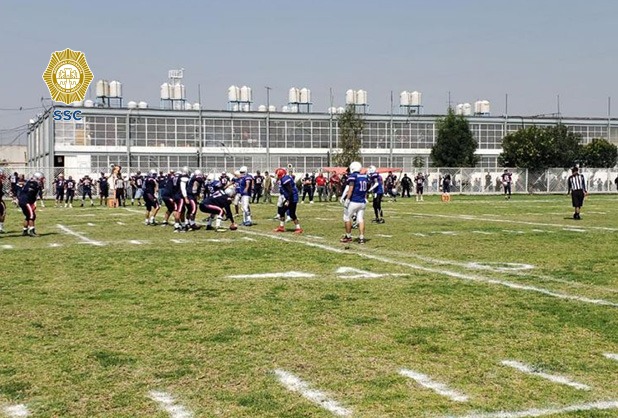 EL EQUIPO “LOS PERROS” DE SANTA MARTHA GANÓ LA SEMIFINAL DE LA LIGA CONFAO DE FUTBOL AMERICANO EN LA PENITENCIARÍA DE LA CIUDAD DE MÉXICO (2).jpeg