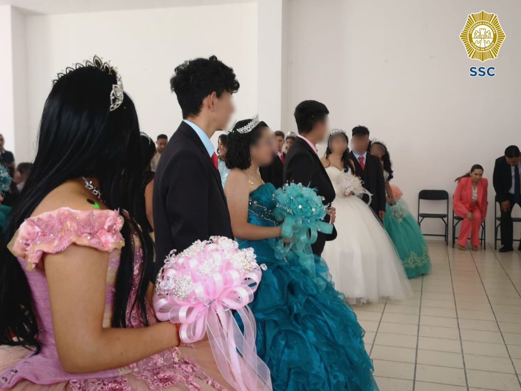 XV AÑOS 4.jpg